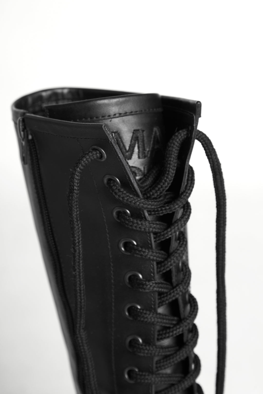 Borcegos Sevilla Cuero