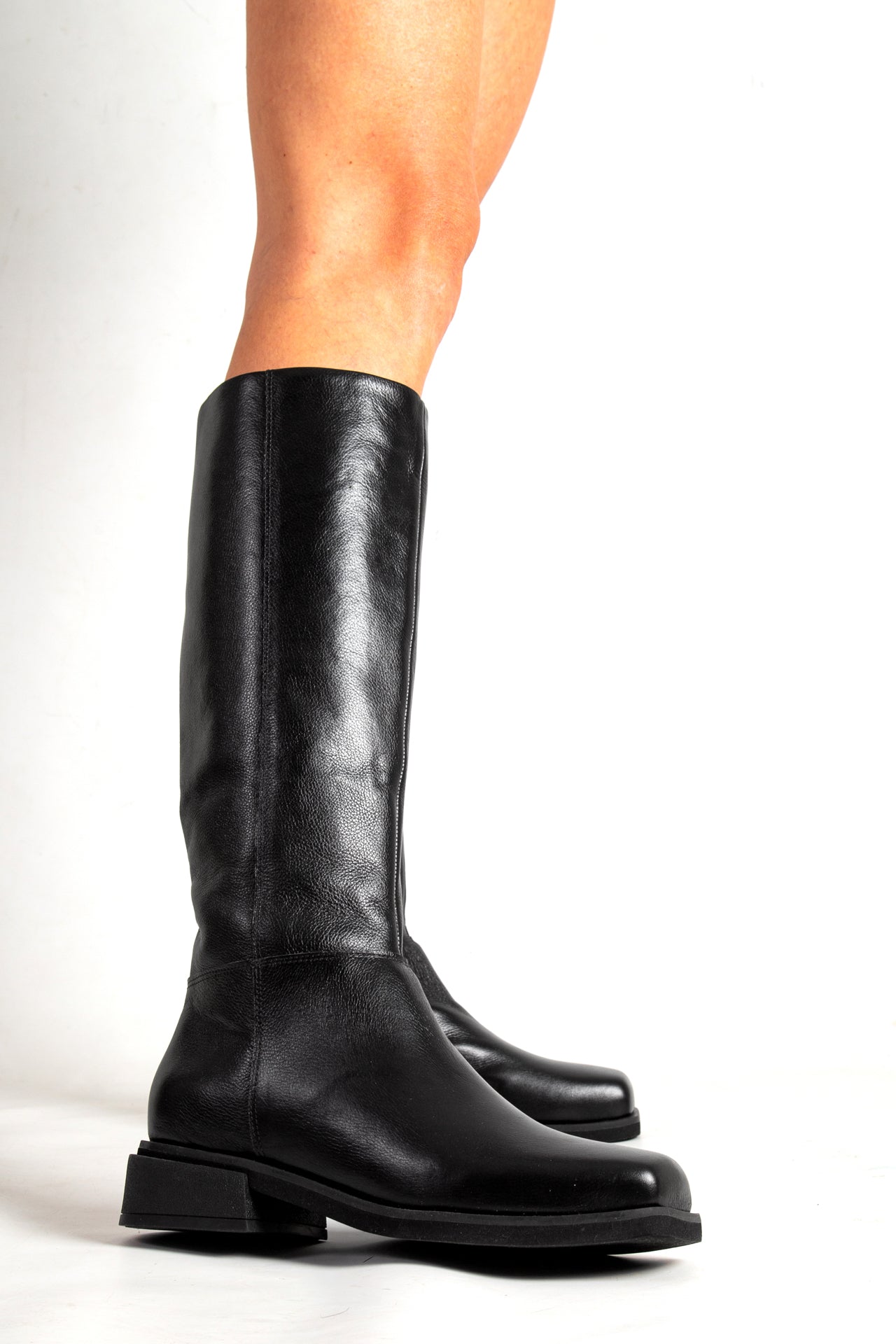 Borcegos Maldonado Negro