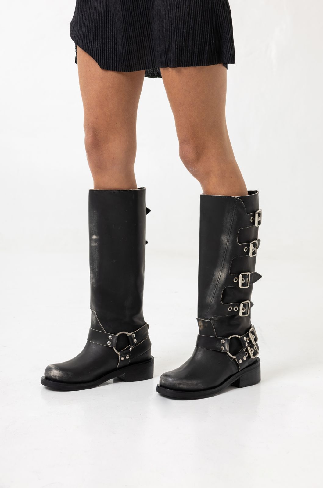 Botas Tati Negras Cuero