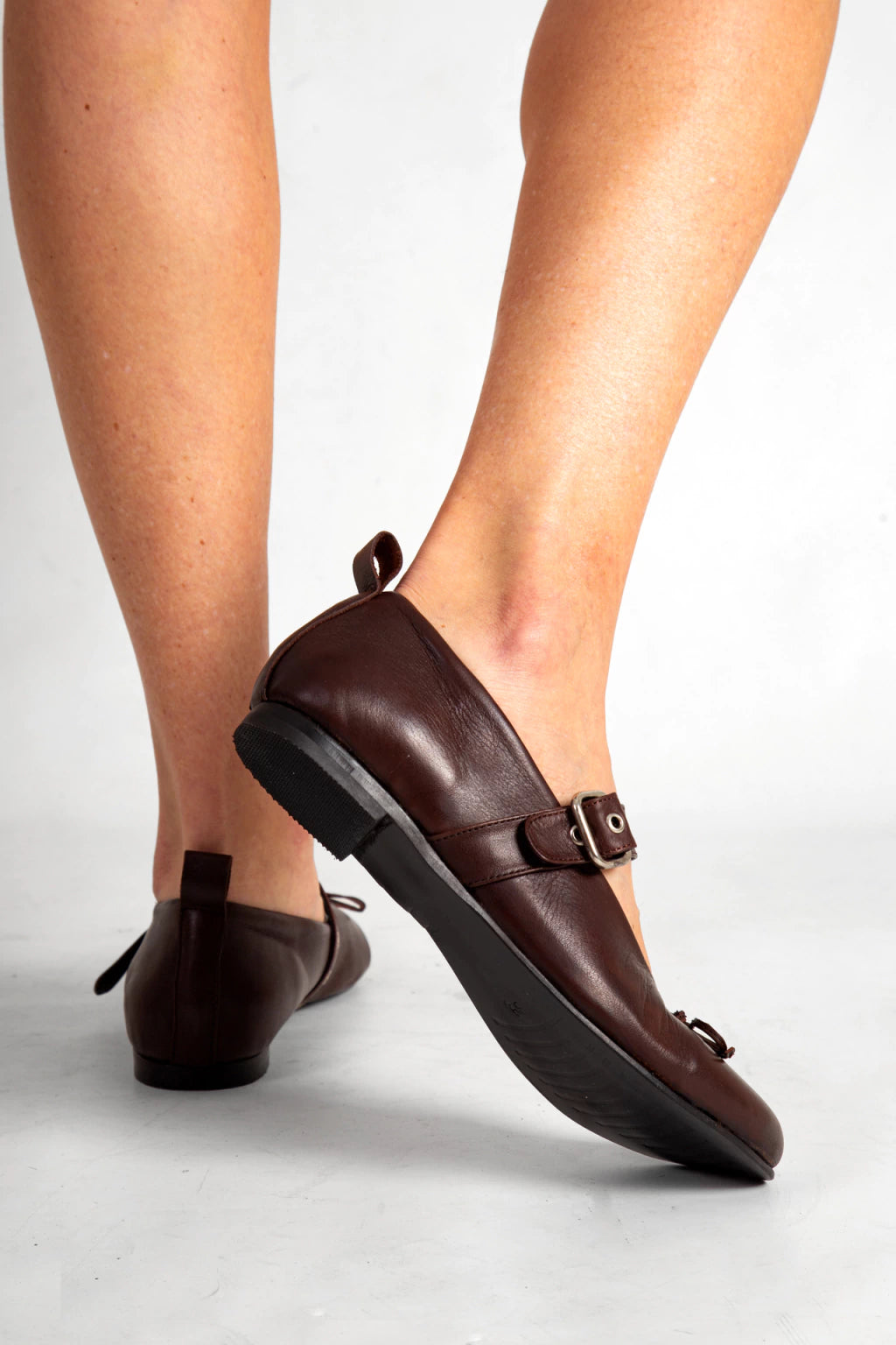 Chatas Ben Chocolate Cuero (2x1)